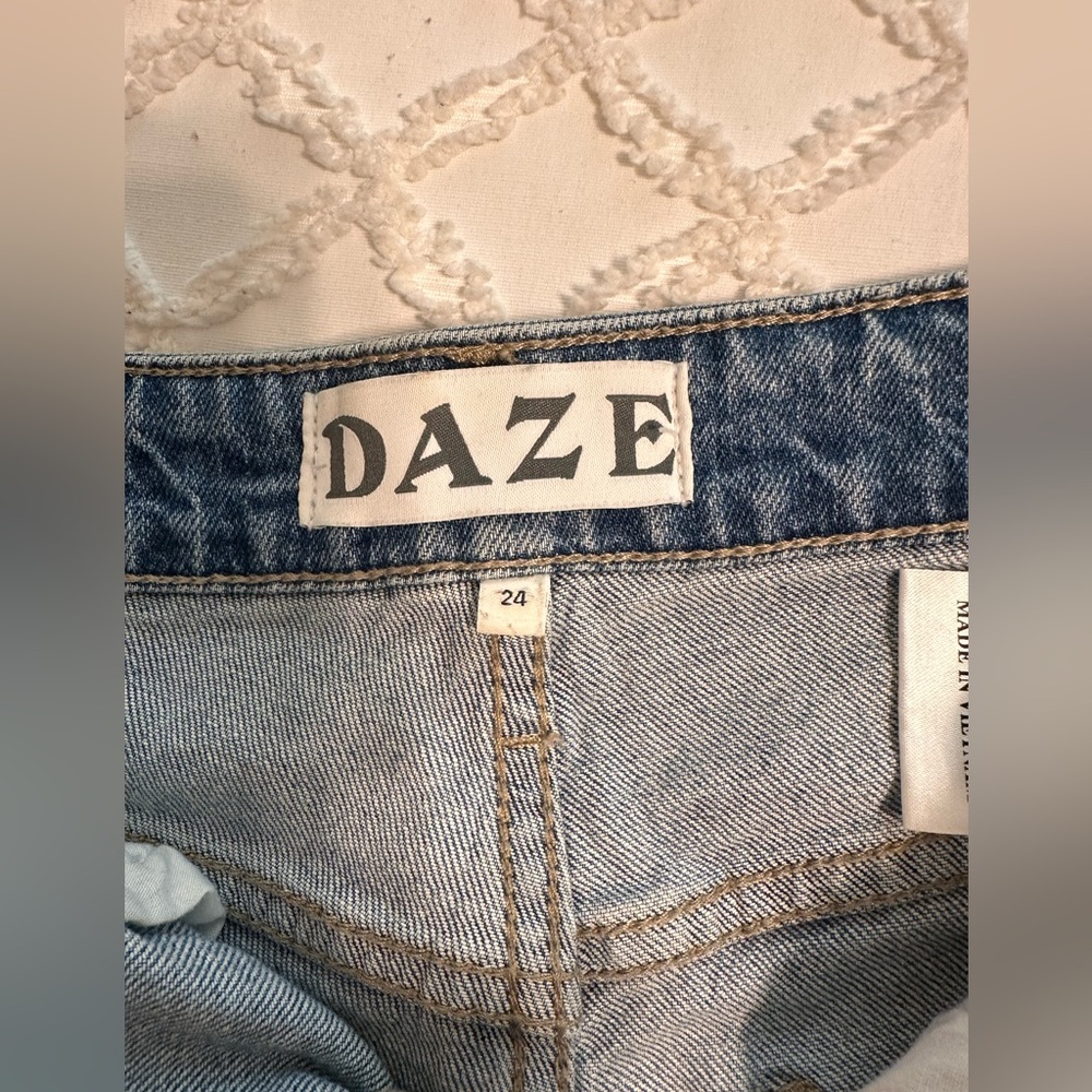 Daze jeans - Picture 3 of 4